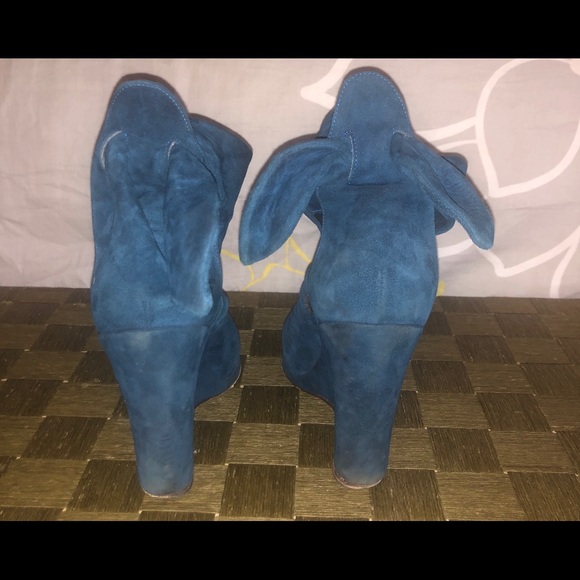 Tashkent by Cheyenne Blue Suede Shoes - Picture 3 of 6